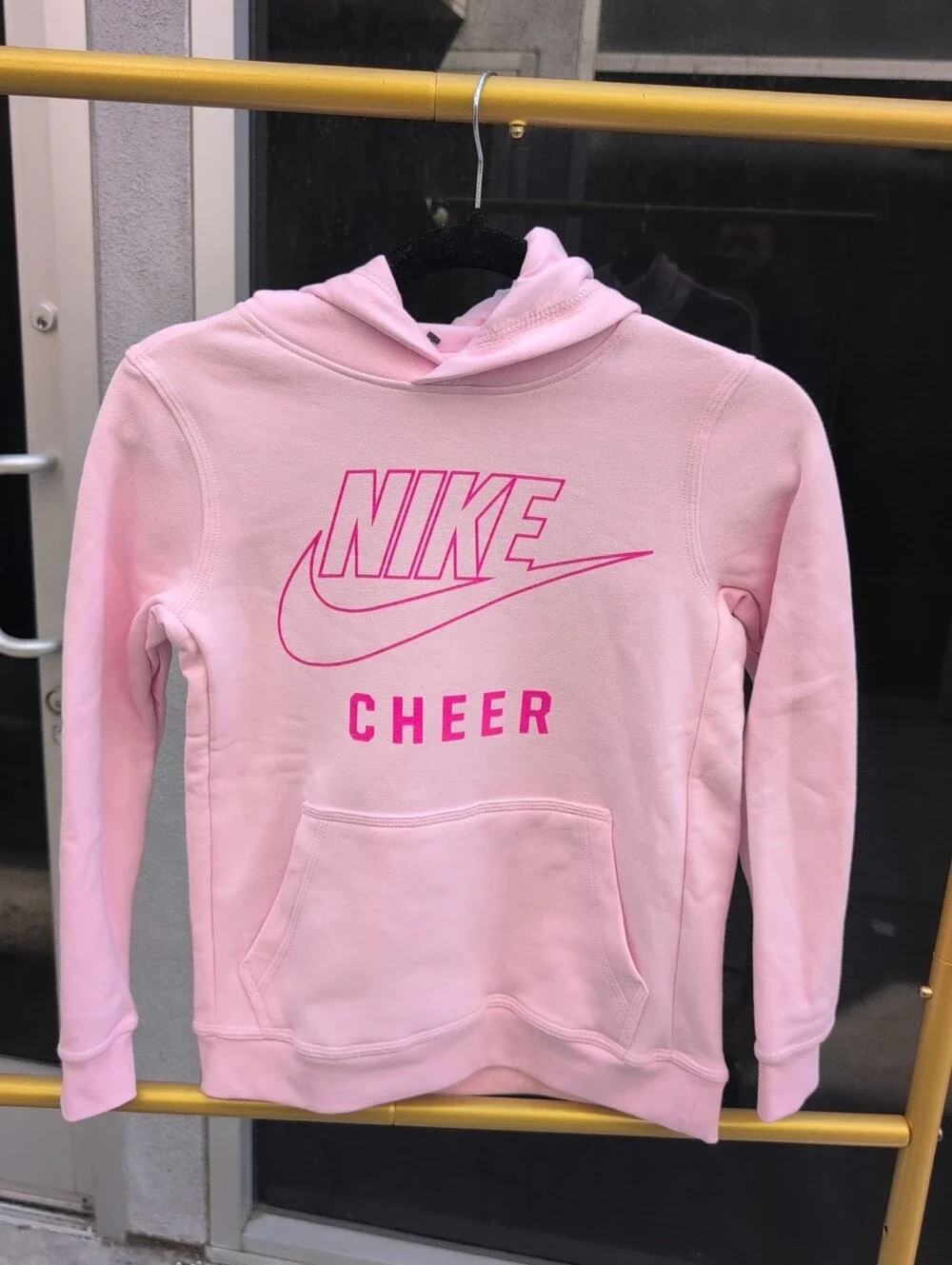 Boys Pink Nike Cheer fleece pullover Hoodie Size Medium NWT